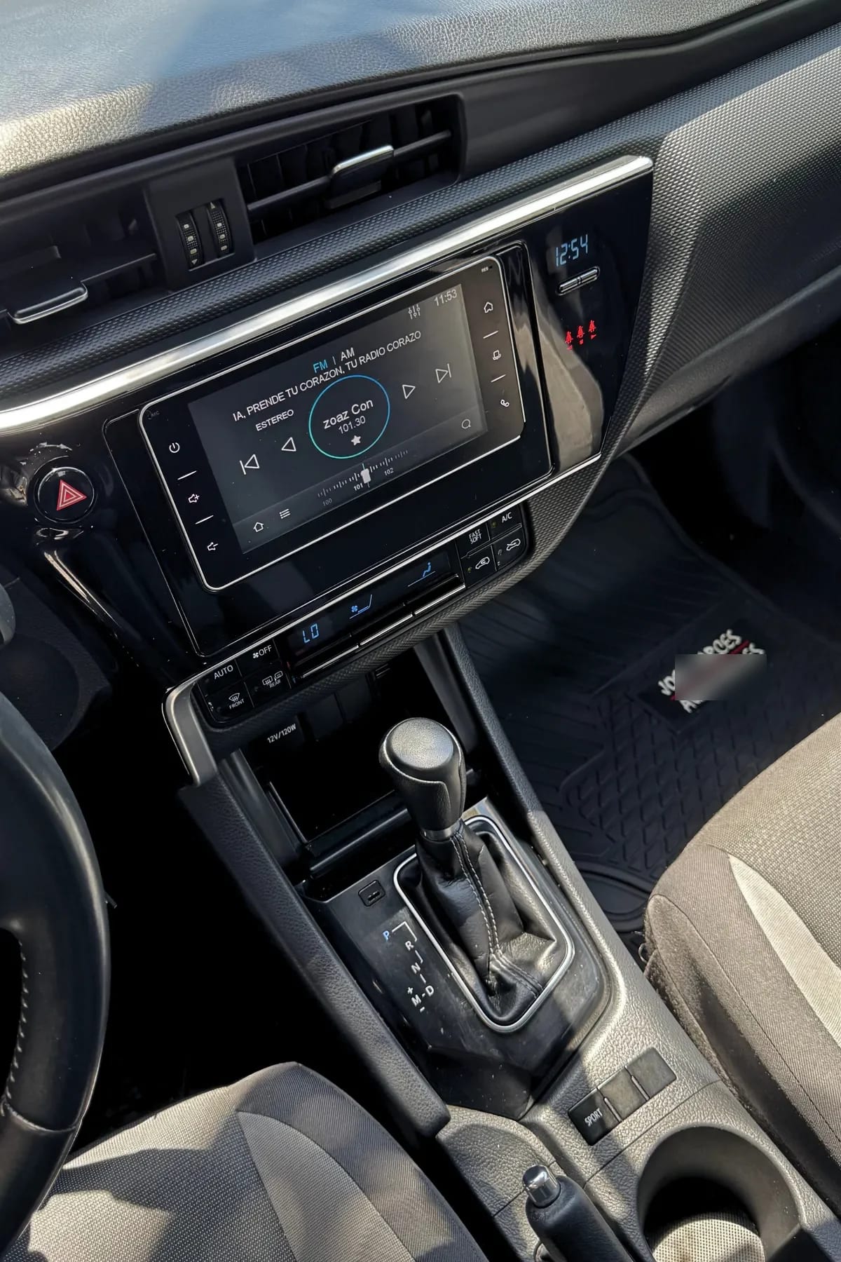 TOYOTA AURIS 1.6 13810 Mt año 2019