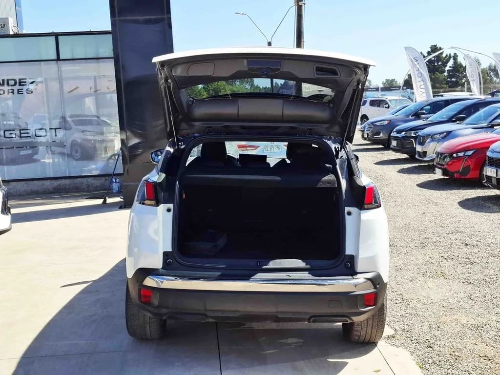 Peugeot 3008 Allure año 2023