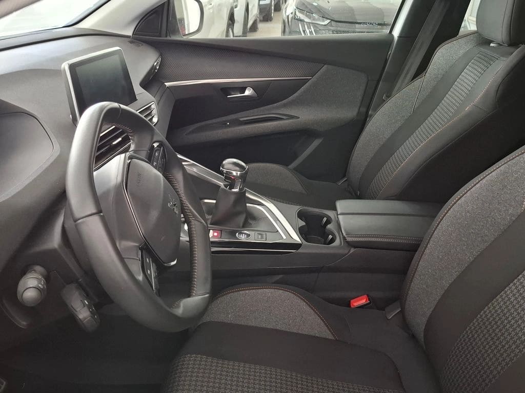 Peugeot 3008 Active año 2023