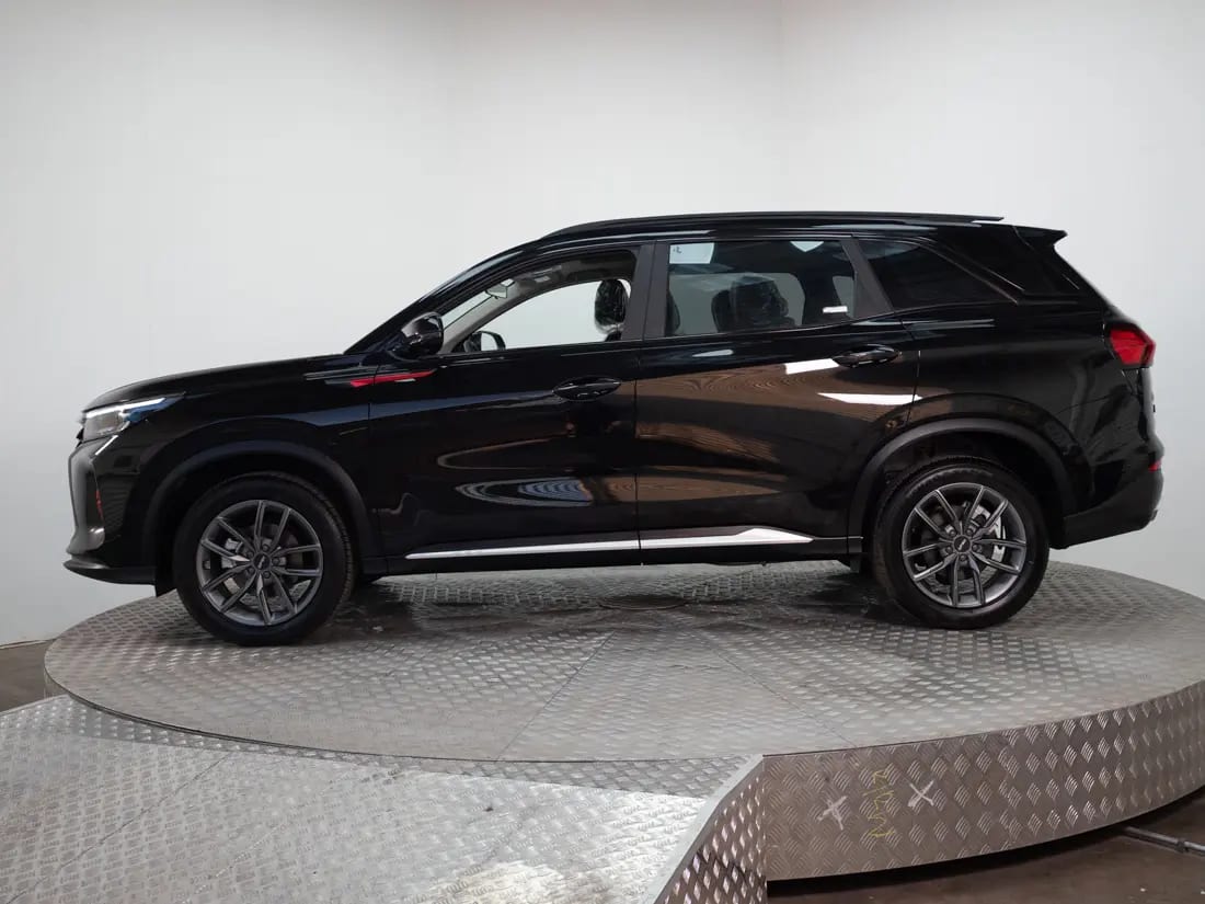 Dfsk Suv 600 600 Comfort 1.5t At + Lam año 2026