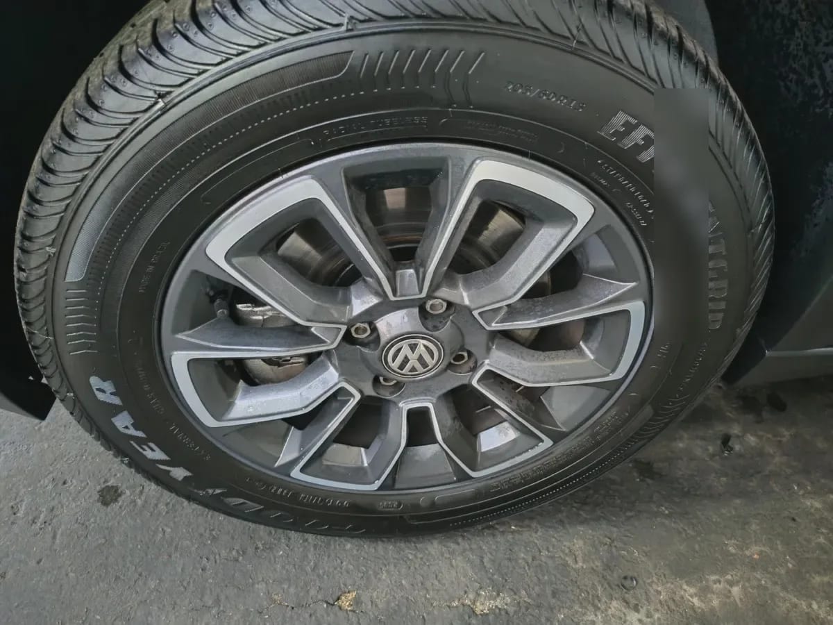 VOLKSWAGEN SAVEIRO 1.6 Cross Mt año 2024