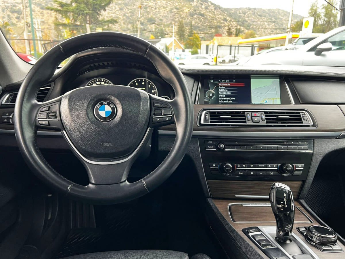BMW 740 Active Hybrid 7 3.0 año 2014