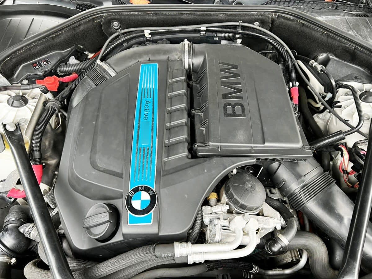 BMW 740 Active Hybrid 7 3.0 año 2014