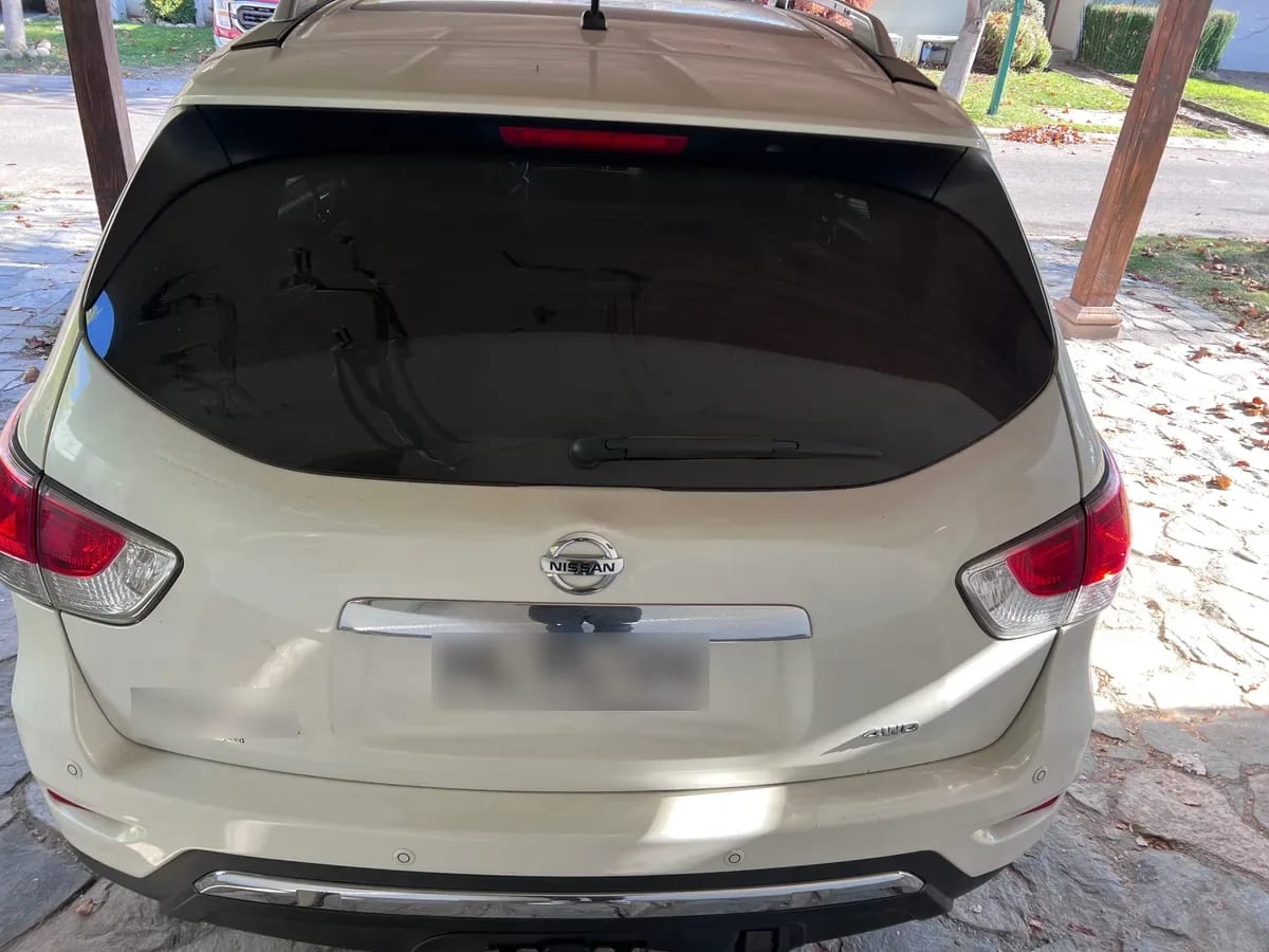 NISSAN PATHFINDER 3.5 Exclusive Cvt At 4x4 año 2016