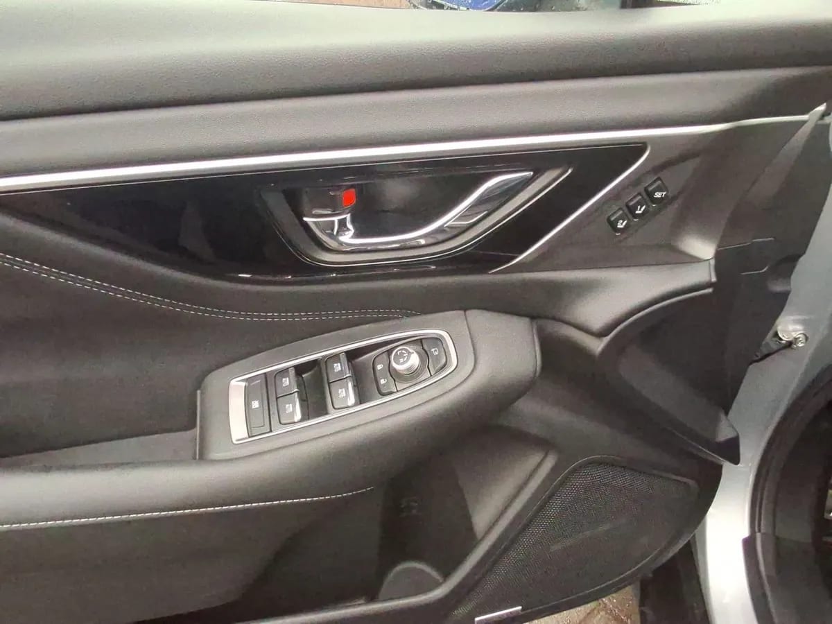 Subaru Outback 2.5i Touring Awd Cvt At 5p año 2025