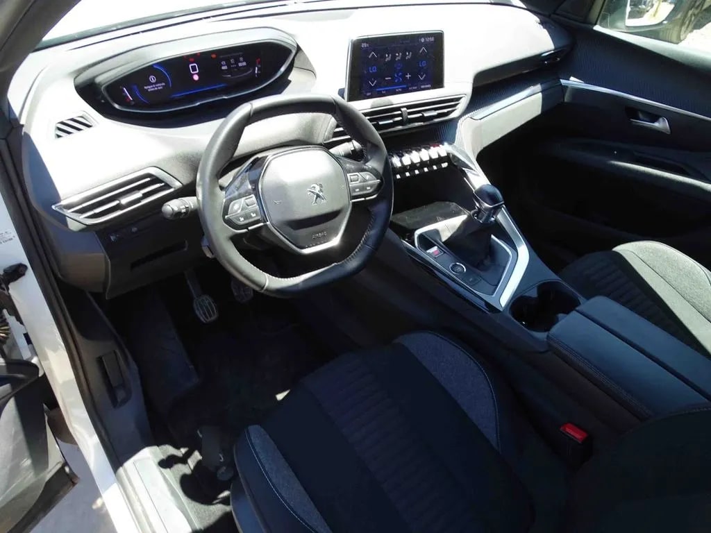 Peugeot 3008 Active Pack año 2024