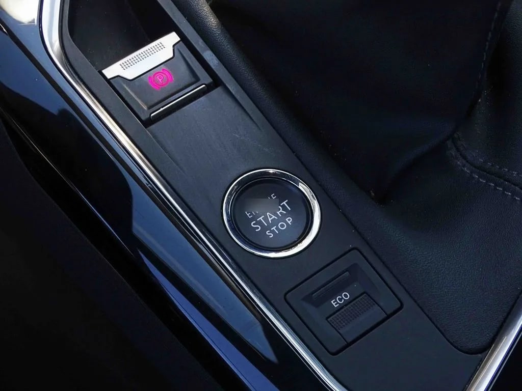 Peugeot 3008 Active Pack año 2024