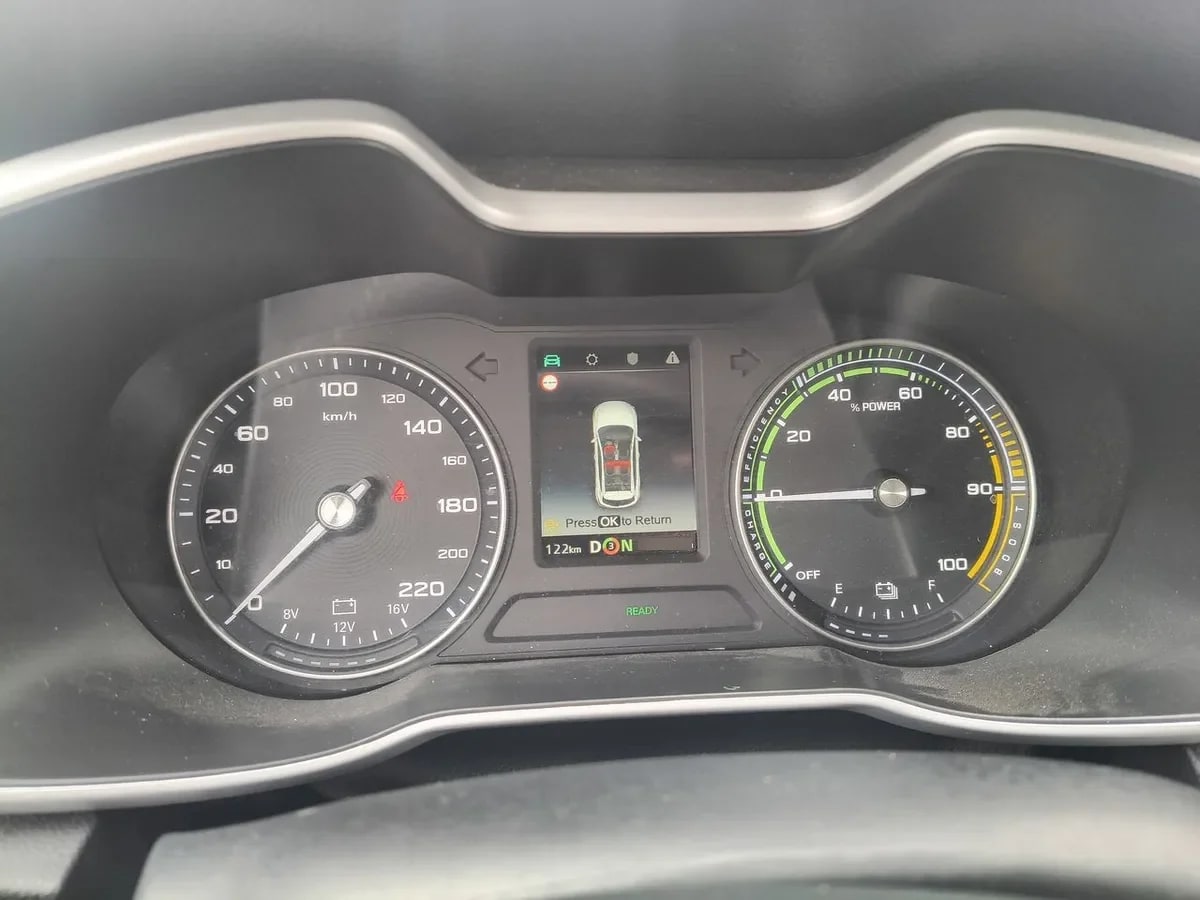 MG Mg Zs Ev Dlx 4x2 At 5p año 2022
