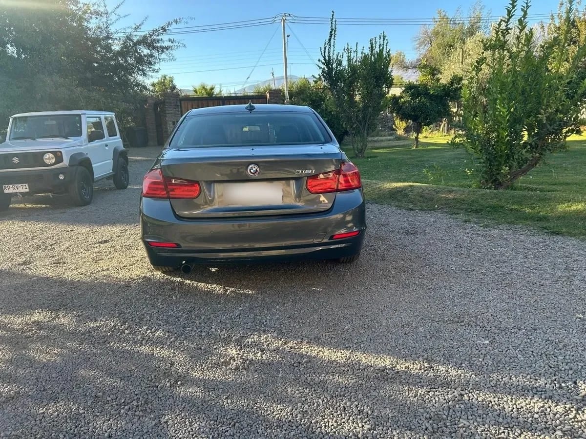 BMW 316 1.6 I At año 2014