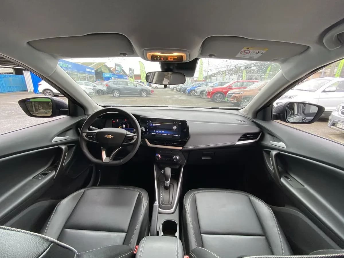 Chevrolet Tracker 1.2t Ltz R 4x2 At 5p año 2026