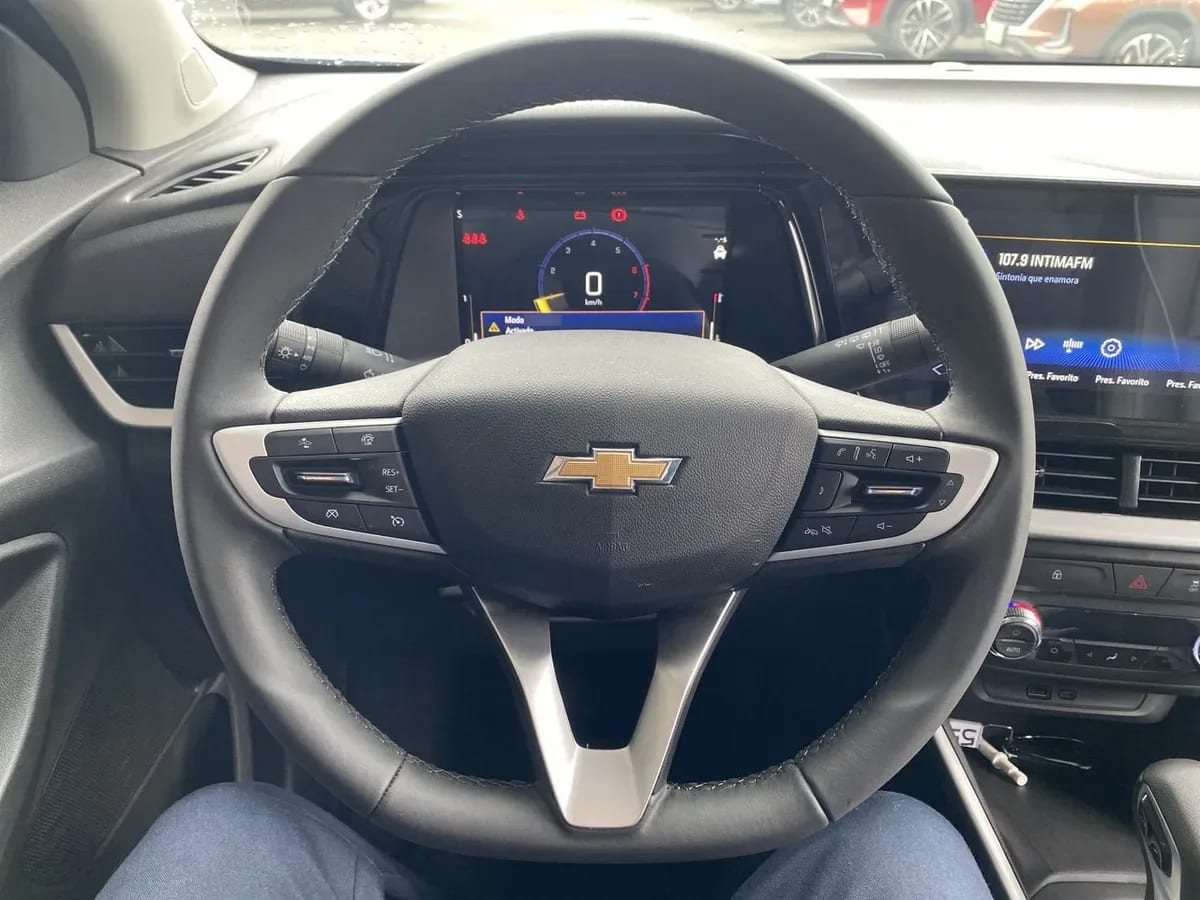 Chevrolet Tracker 1.2t Ltz R 4x2 At 5p año 2026