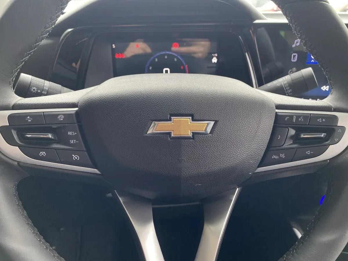 Chevrolet Tracker 1.2t Ltz R 4x2 At 5p año 2026