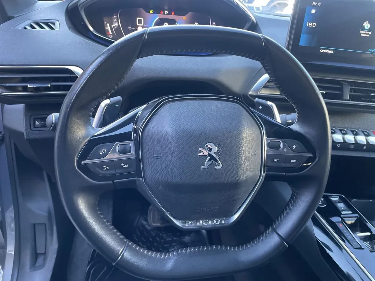 Peugeot 3008 1.5 Allure Pack Bluehdi 130 4x2 Eat8 5p año 2024