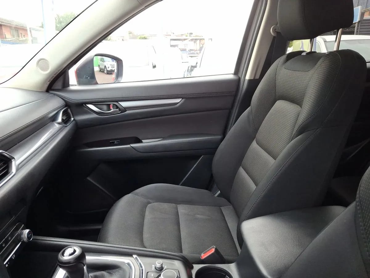 Mazda Cx-5 2.0 R 4x2 6mt 5p año 2021