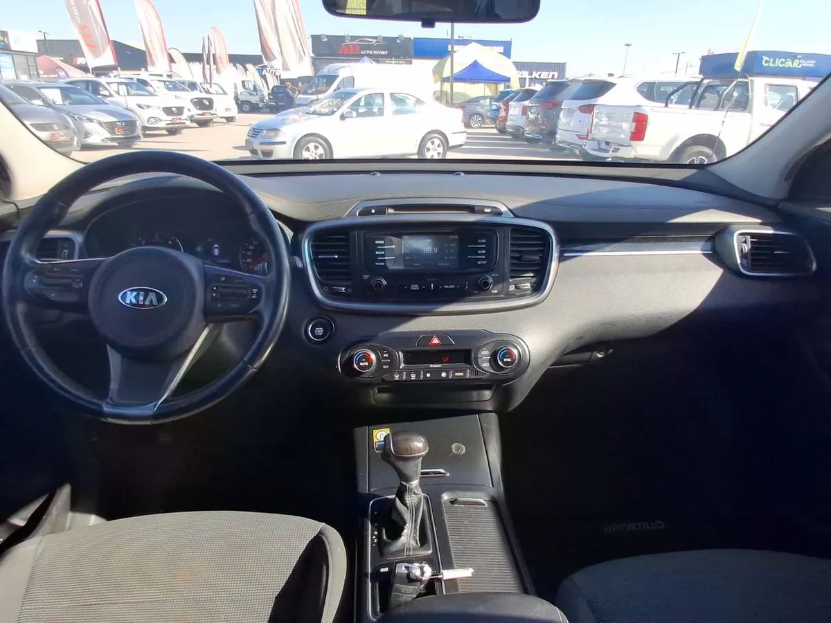 Kia Sorento 2.2 Ex Diesel 4x2 At 5p año 2016