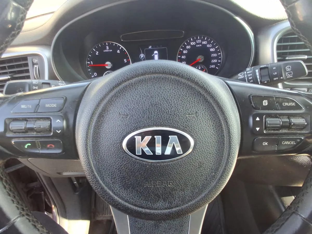 Kia Sorento 2.2 Ex Diesel 4x2 At 5p año 2016