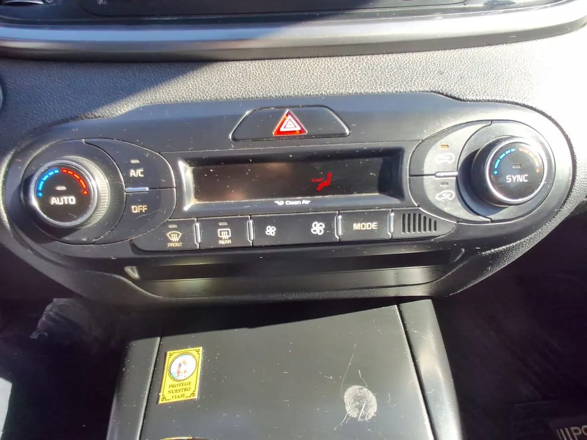 Kia Sorento 2.2 Ex Diesel 4x2 At 5p año 2016