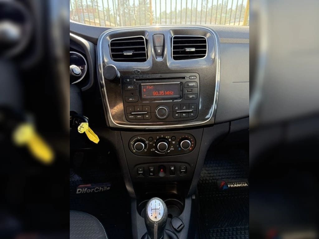 Renault Symbol 1.6 Intens Tech Mt año 2018