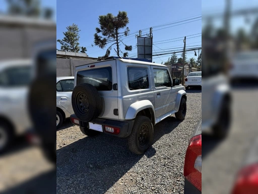 Suzuki Jimny 1.5 Gl 4x4 Mt 3p año 2022