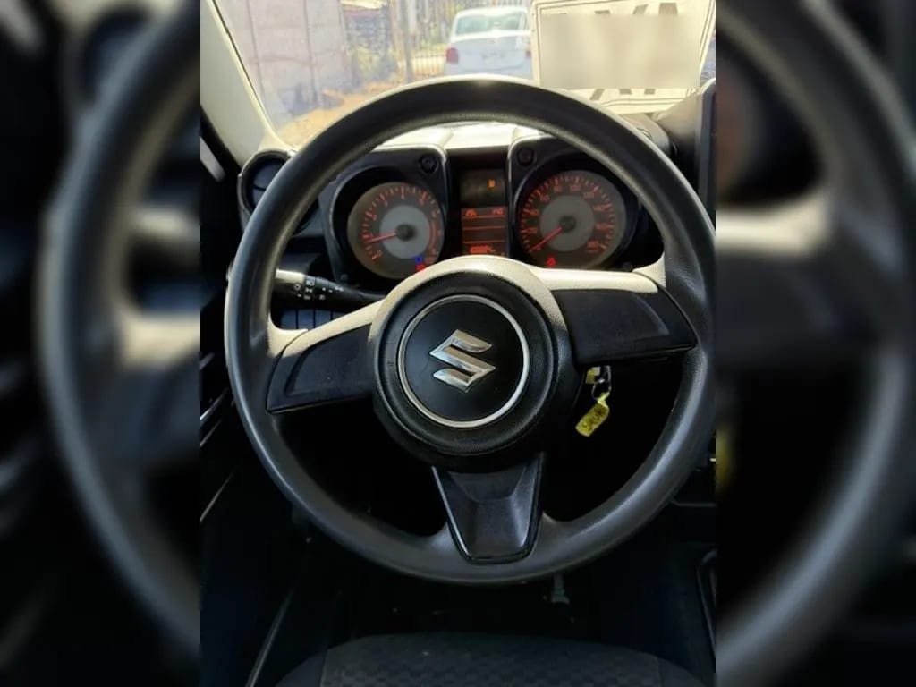 Suzuki Jimny 1.5 Gl 4x4 Mt 3p año 2022