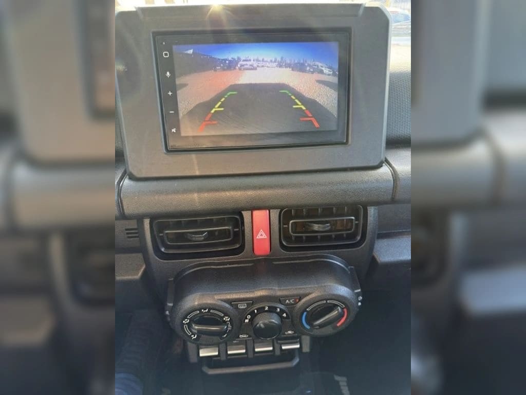 Suzuki Jimny 1.5 Gl 4x4 Mt 3p año 2022