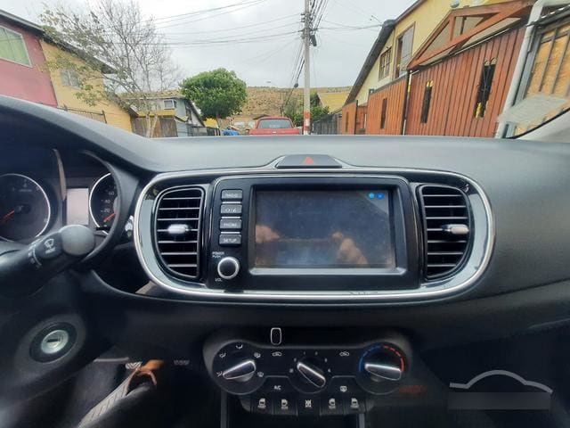 Kia  Soluto 1.4 Lx Full año 2023