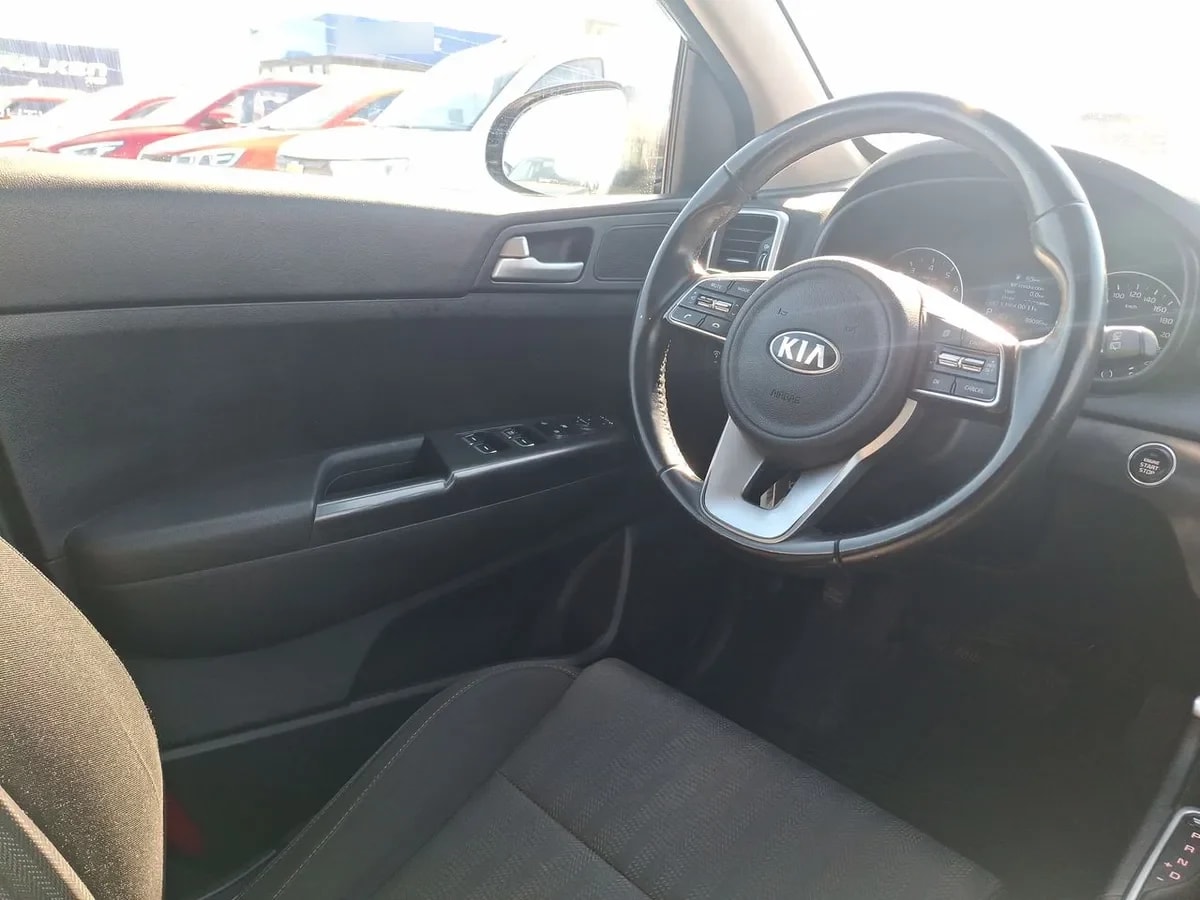 Kia Sportage 2.0 Lx 2wd Special Pack 6at 5p año 2021