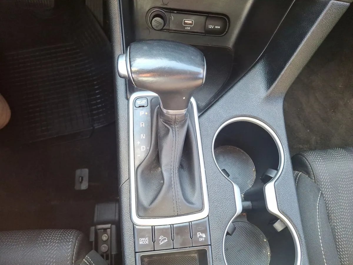 Kia Sportage 2.0 Lx 2wd Special Pack 6at 5p año 2021