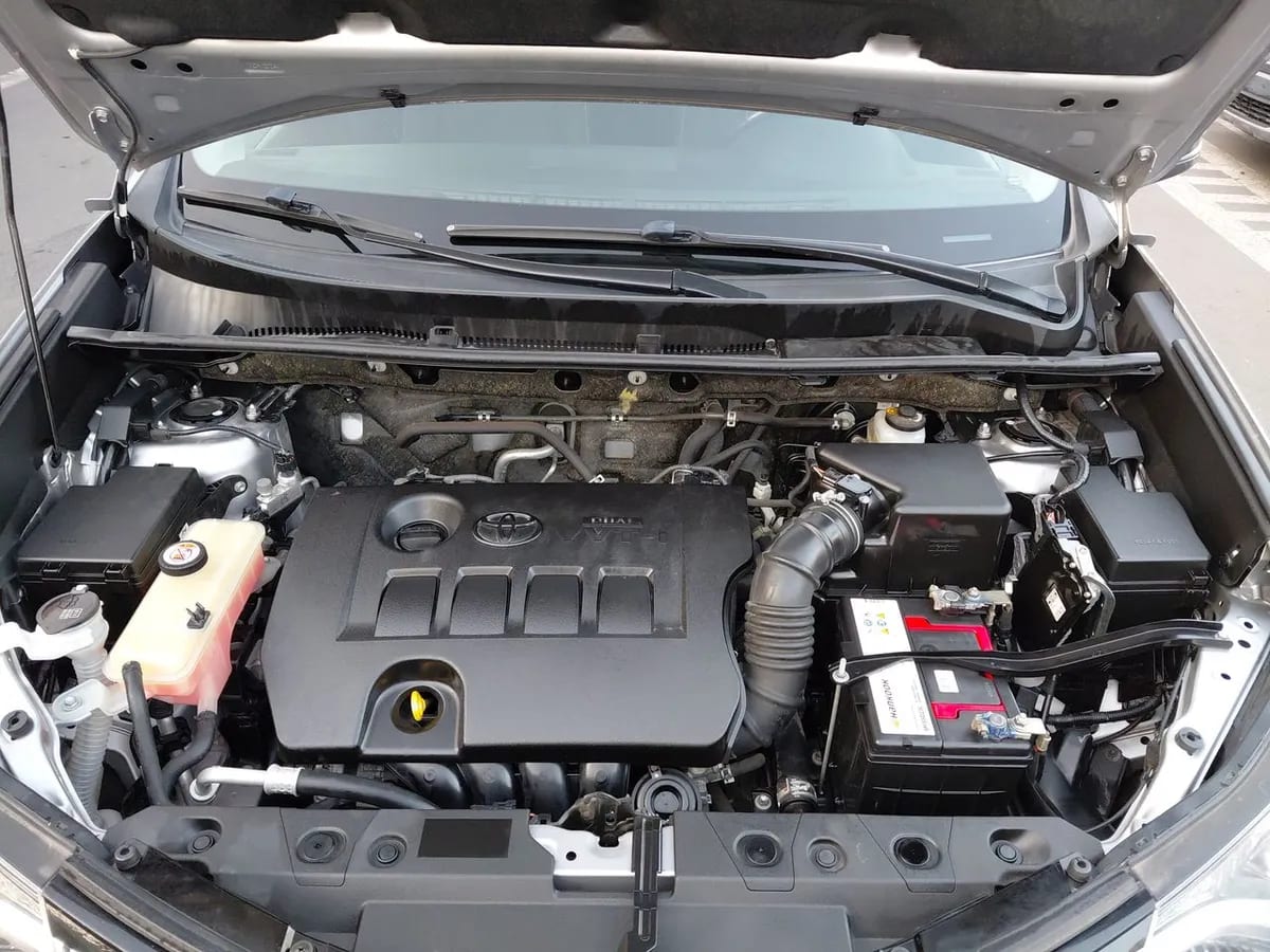 Toyota Rav 4 2.0 4x2 Super Lujo Cvt At 5p año 2019