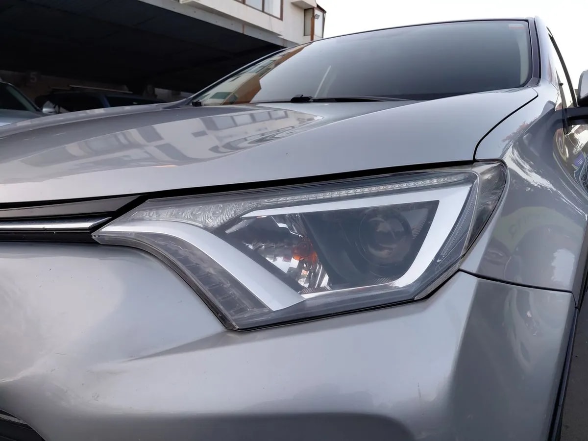 Toyota Rav 4 2.0 4x2 Super Lujo Cvt At 5p año 2019