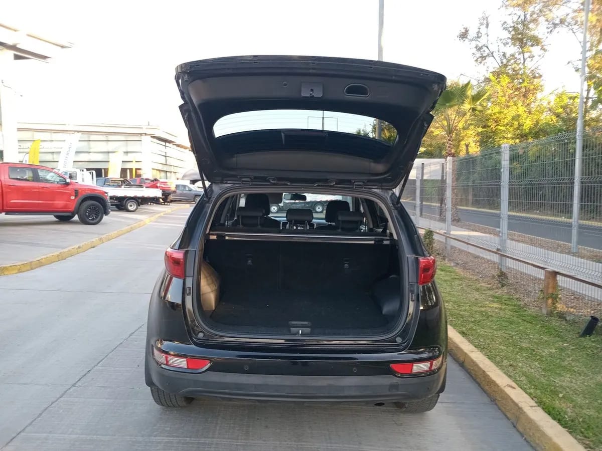 Kia Sportage 2.0 Lx Awd Ac 6mt 5p año 2018