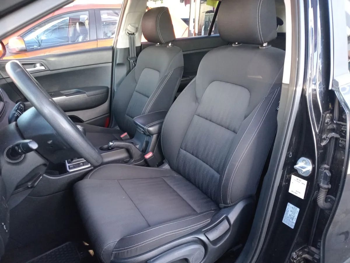 Kia Sportage 2.0 Lx Awd Ac 6mt 5p año 2018