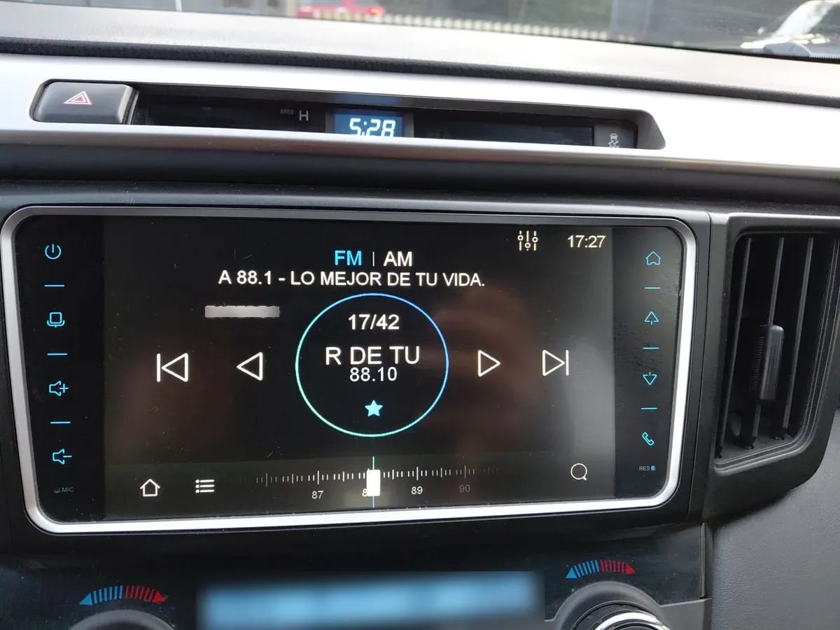 Toyota Rav 4 2.0 4x2 Super Lujo Cvt At 5p año 2019