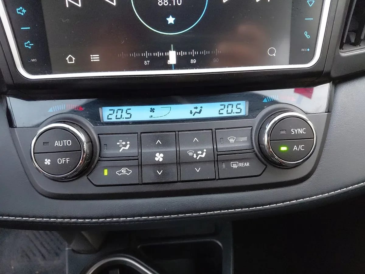 Toyota Rav 4 2.0 4x2 Super Lujo Cvt At 5p año 2019