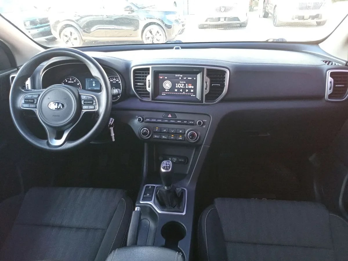 Kia Sportage 2.0 Lx Awd Ac 6mt 5p año 2018