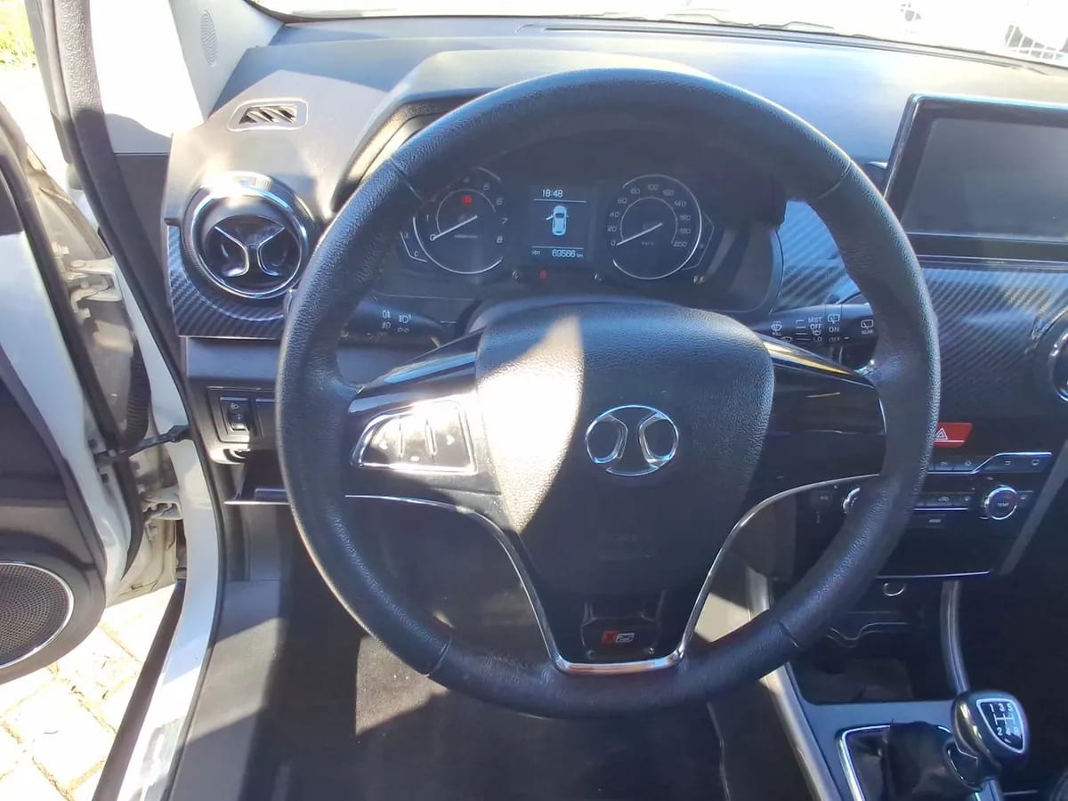 BAIC X25 1.5 Elite 4x2 Mt 5p año 2019