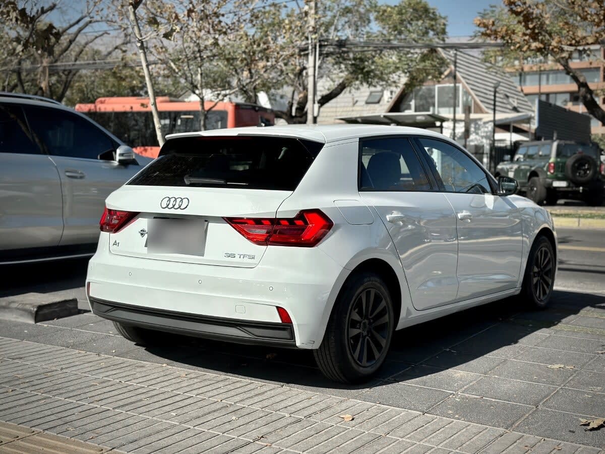 Audi A1 35 Tfsi año 2023