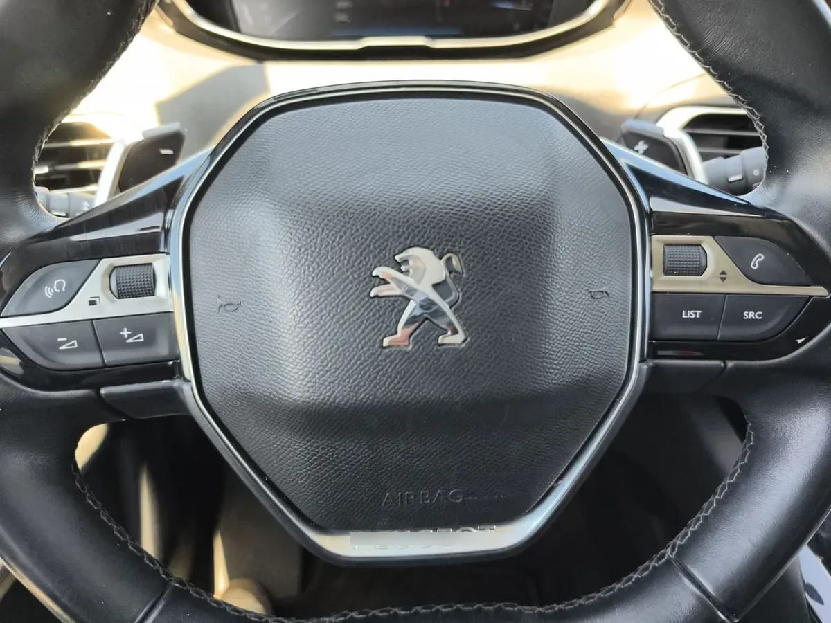 Peugeot 3008 1.5 Allure Bluehdi 4x2 130 Eat8 5p año 2020