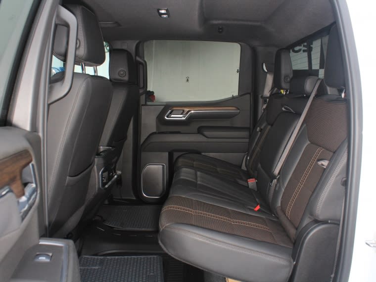 Chevrolet Silverado 3.0 Td High Contry At 4x4 Diesel año 2025