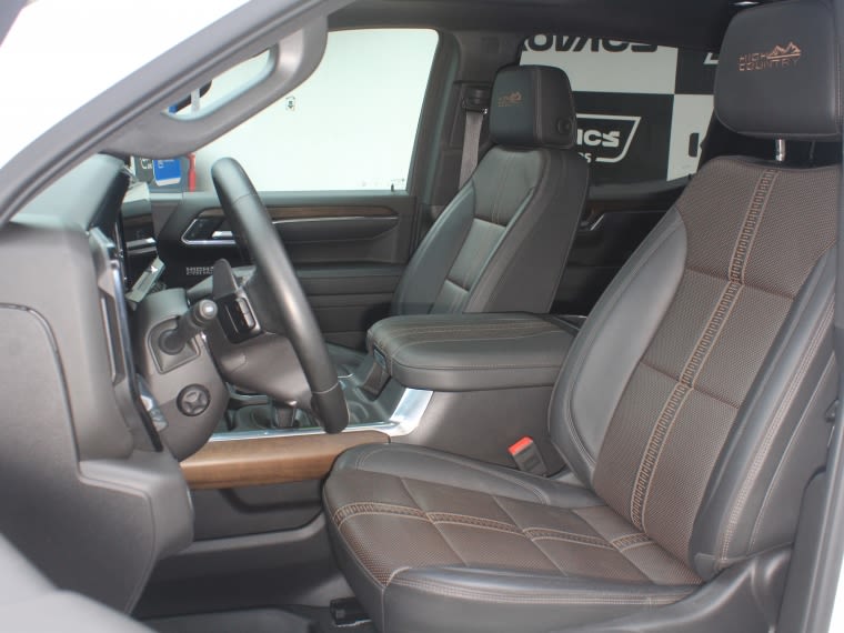 Chevrolet Silverado 3.0 Td High Contry At 4x4 Diesel año 2025