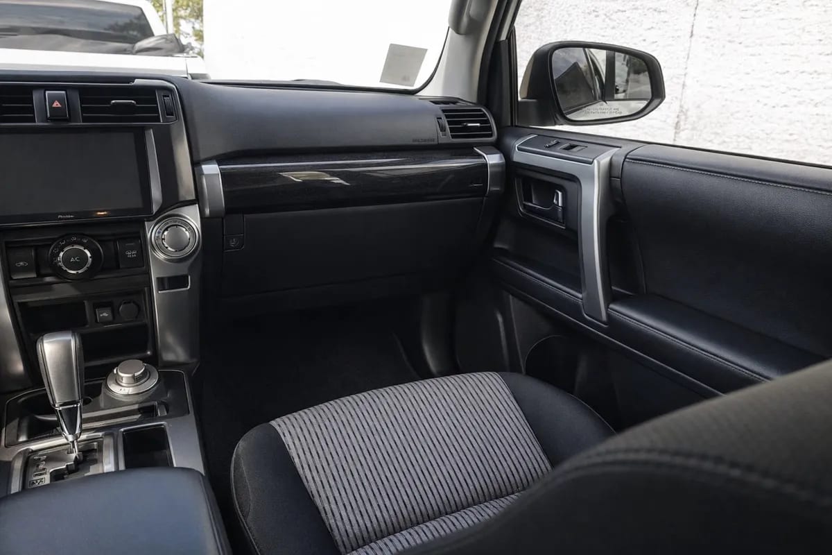 Toyota  4runner 4.0 Sr5 Mv Auto 4wd año 2024