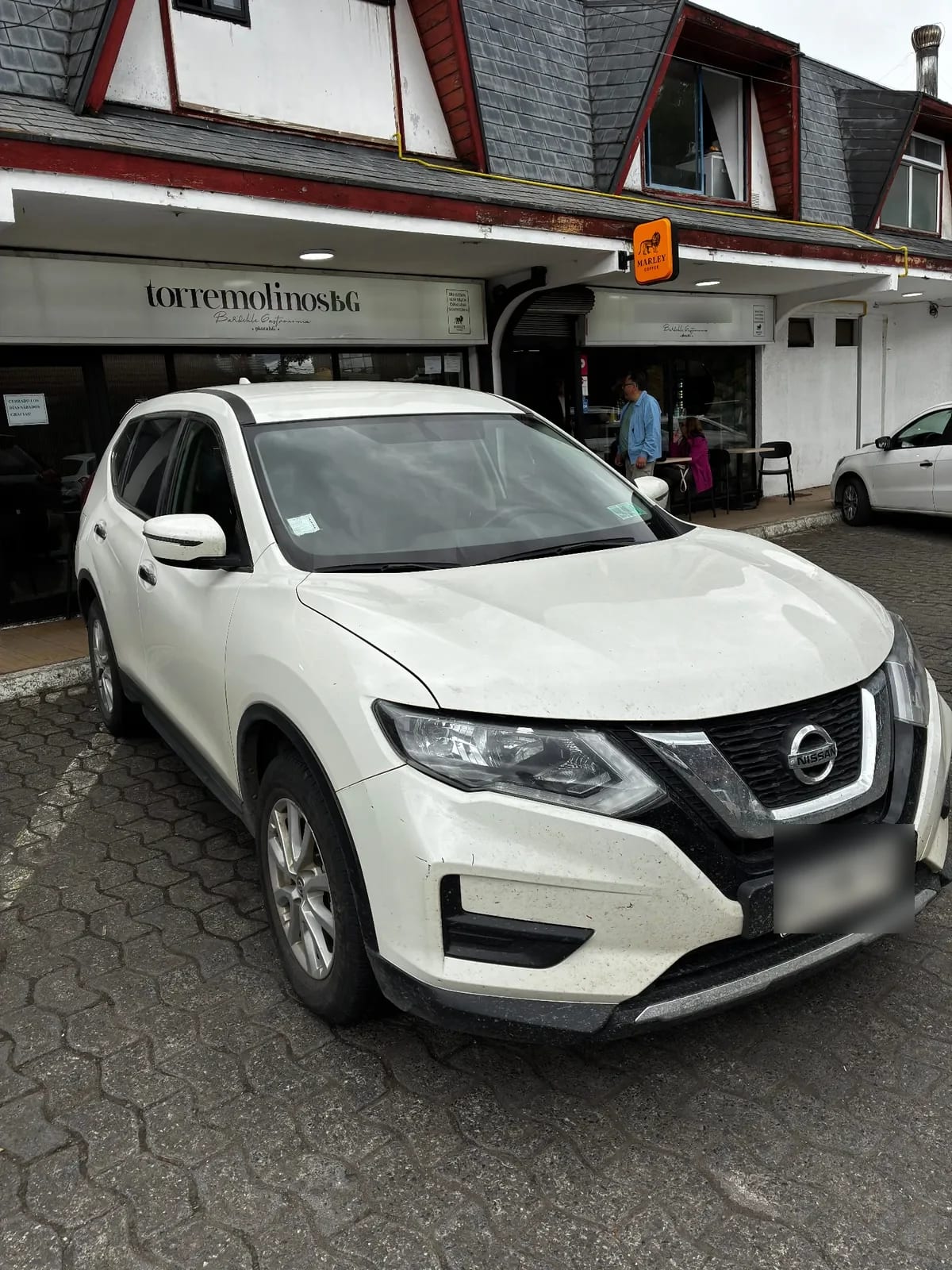 NISSAN X-TRAIL 2.5 Sense At año 2022