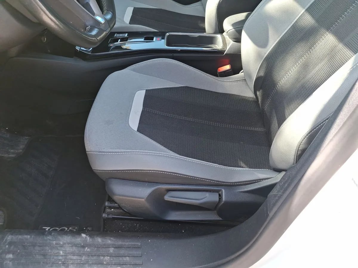 Opel Mokka 1.2t Elegance 4x2 At8 5p año 2024
