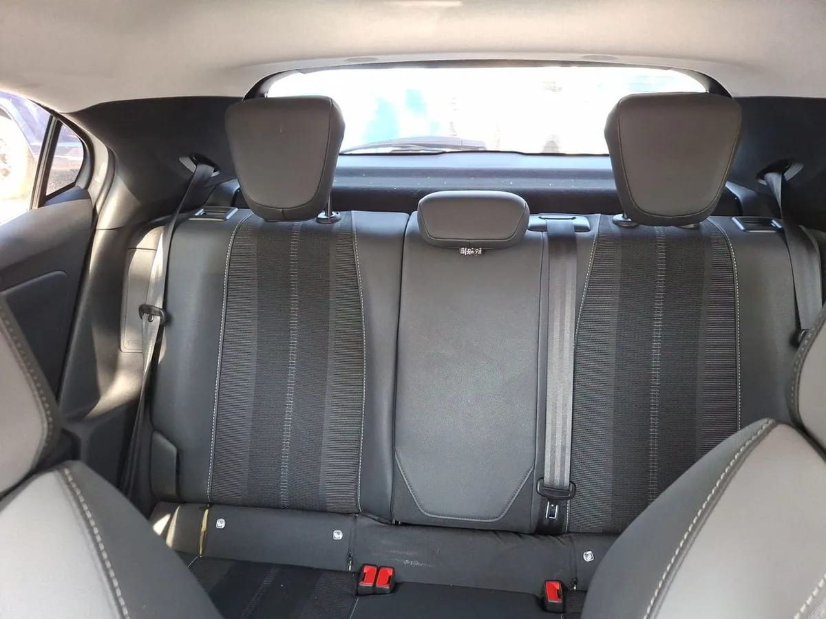 Opel Mokka 1.2t Elegance 4x2 At8 5p año 2024