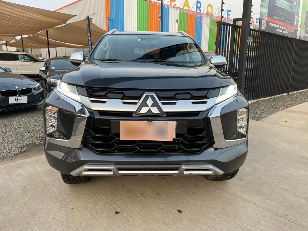 Mitsubishi Montero Sport 3.0 4x4 año 2025