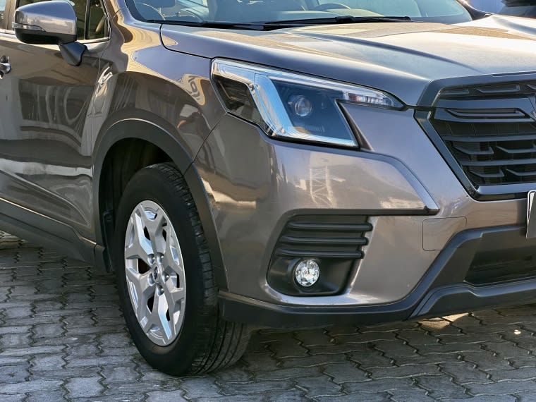 Subaru Forester 2.0 X At 4x4 año 2022