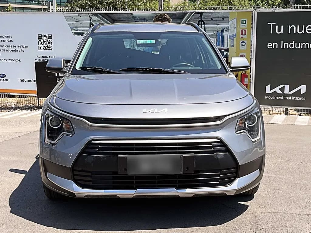 Kia Niro 1.6l Gdi Lx Hev At 5p año 2024
