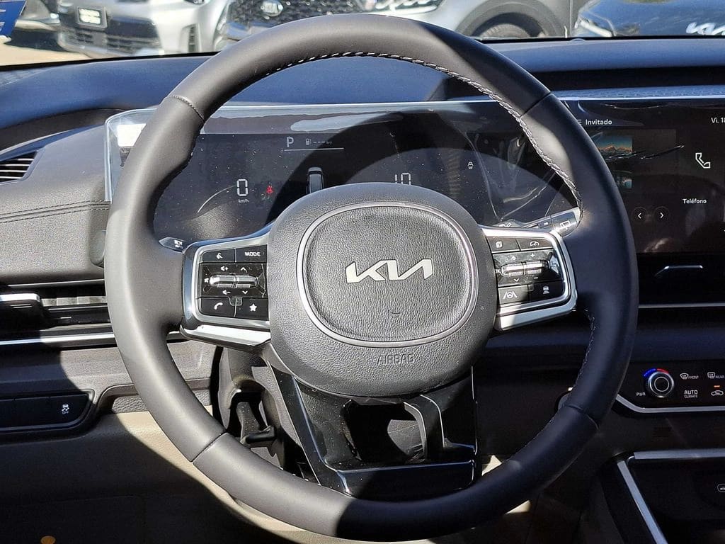 Kia Carnival At año 2025