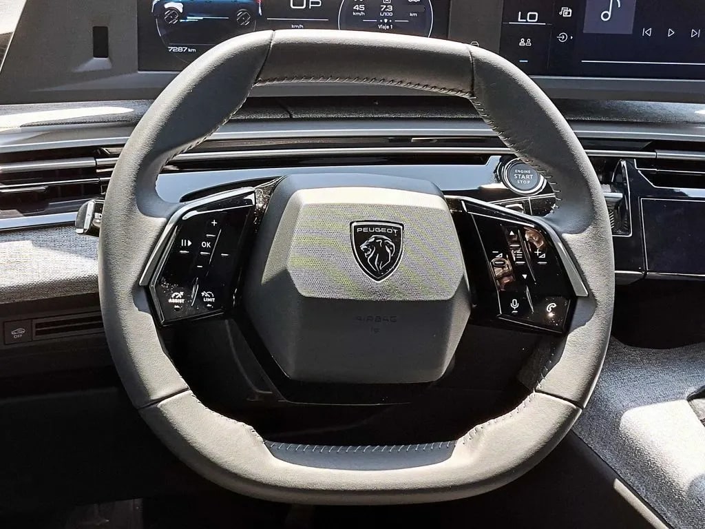 Peugeot 3008 Hybrid Allure año 2025