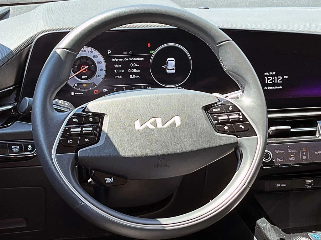 Kia Niro 1.6l Gdi Lx Hev At 5p año 2024